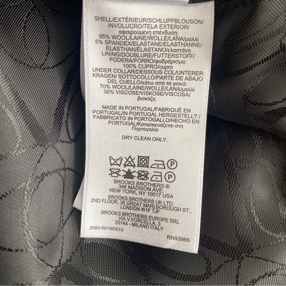 Brooks Brothers Red Blazer with Black Velvet Trim Size 8 - Picture 9 of 9